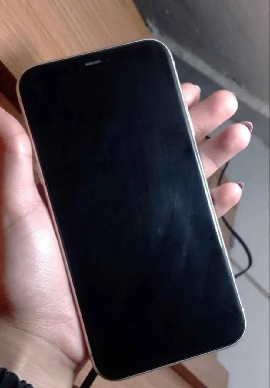 iPhone 11 e Redmi 12 - Foto 4