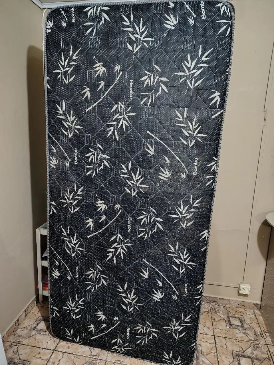 Vendo cama box solteiro conjugado  - Foto 2
