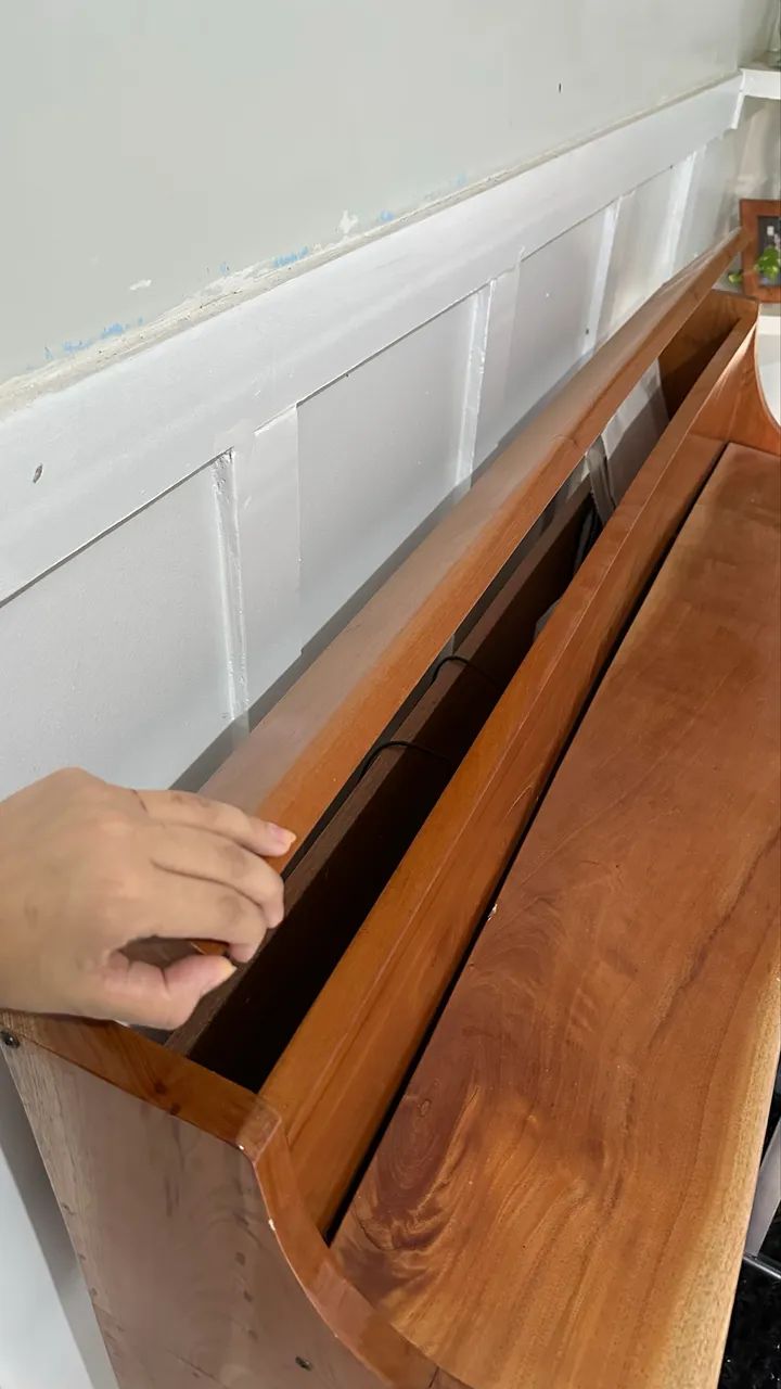 Vendo Piano com armário e banco  - Foto 5