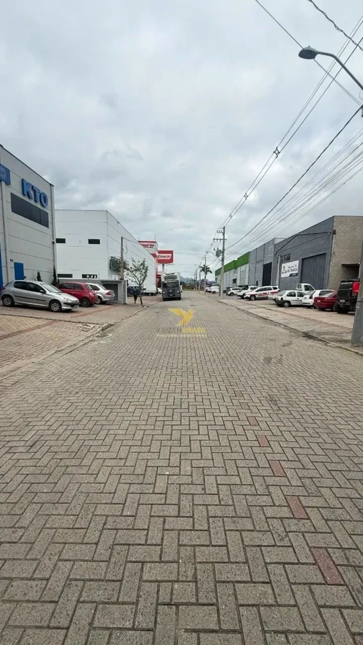 Galpão com 360m² para Locação em Tijucas - Mezanino e Pé-Direito de 7m - Foto 4