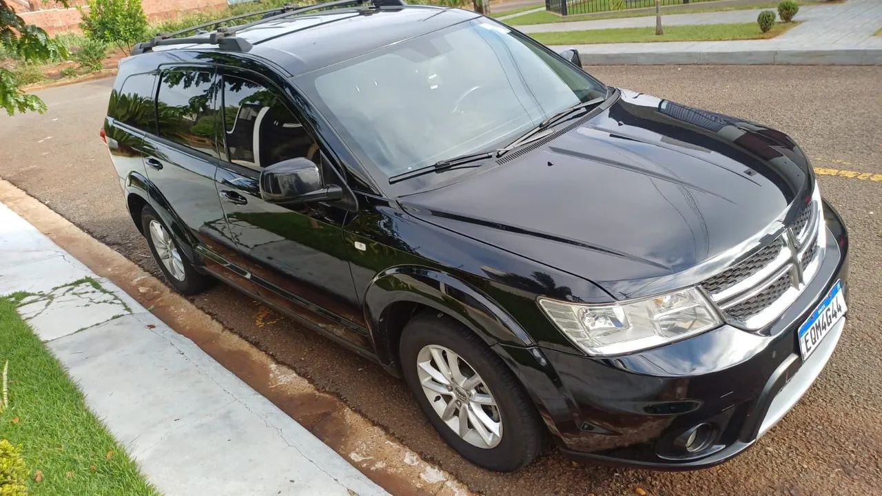 Dodge Journey SXT 3.6 V6 Aut. 2014 - Foto 4