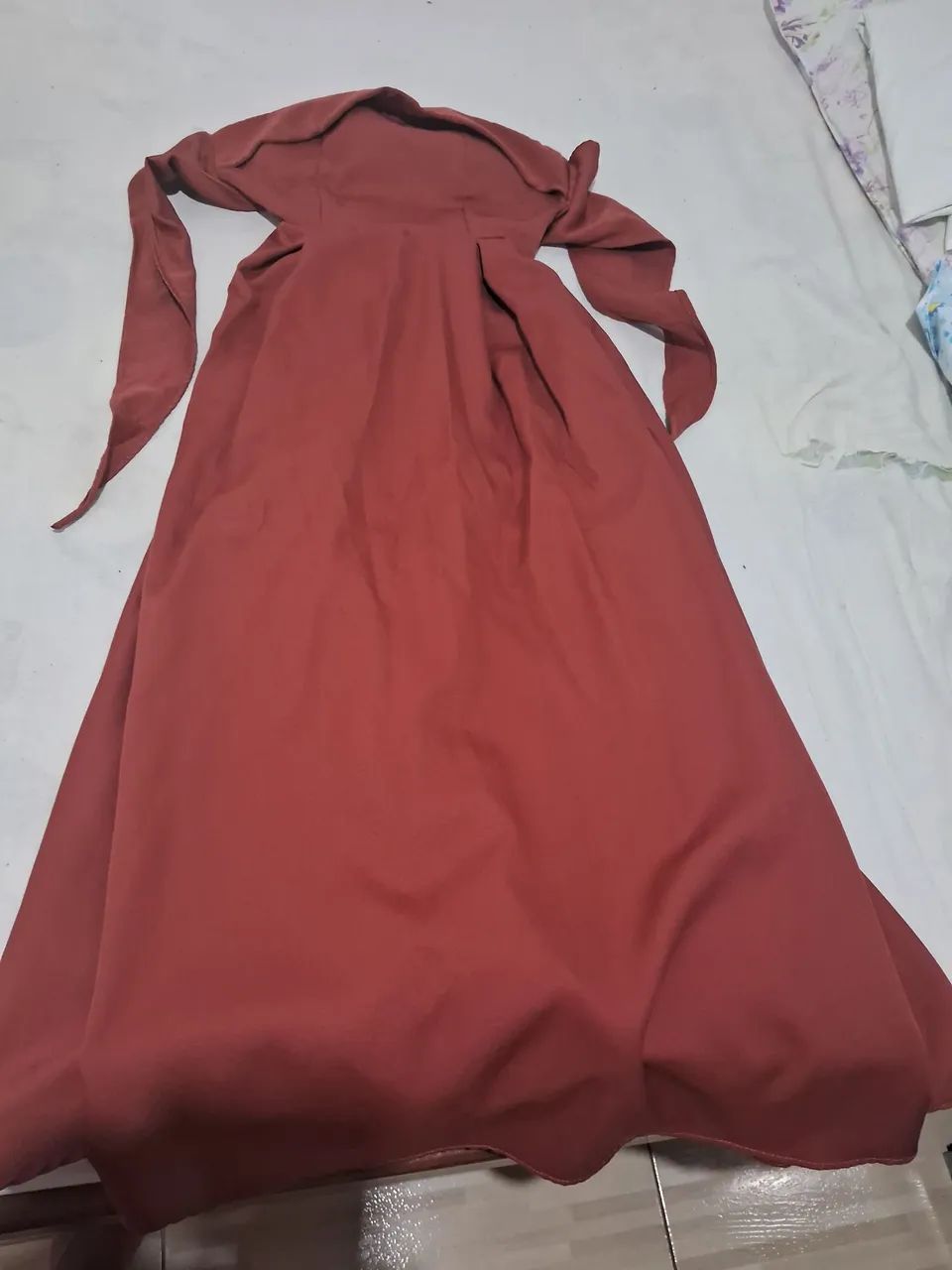 Vende-se um vestido longo e bom uso  - Foto 2