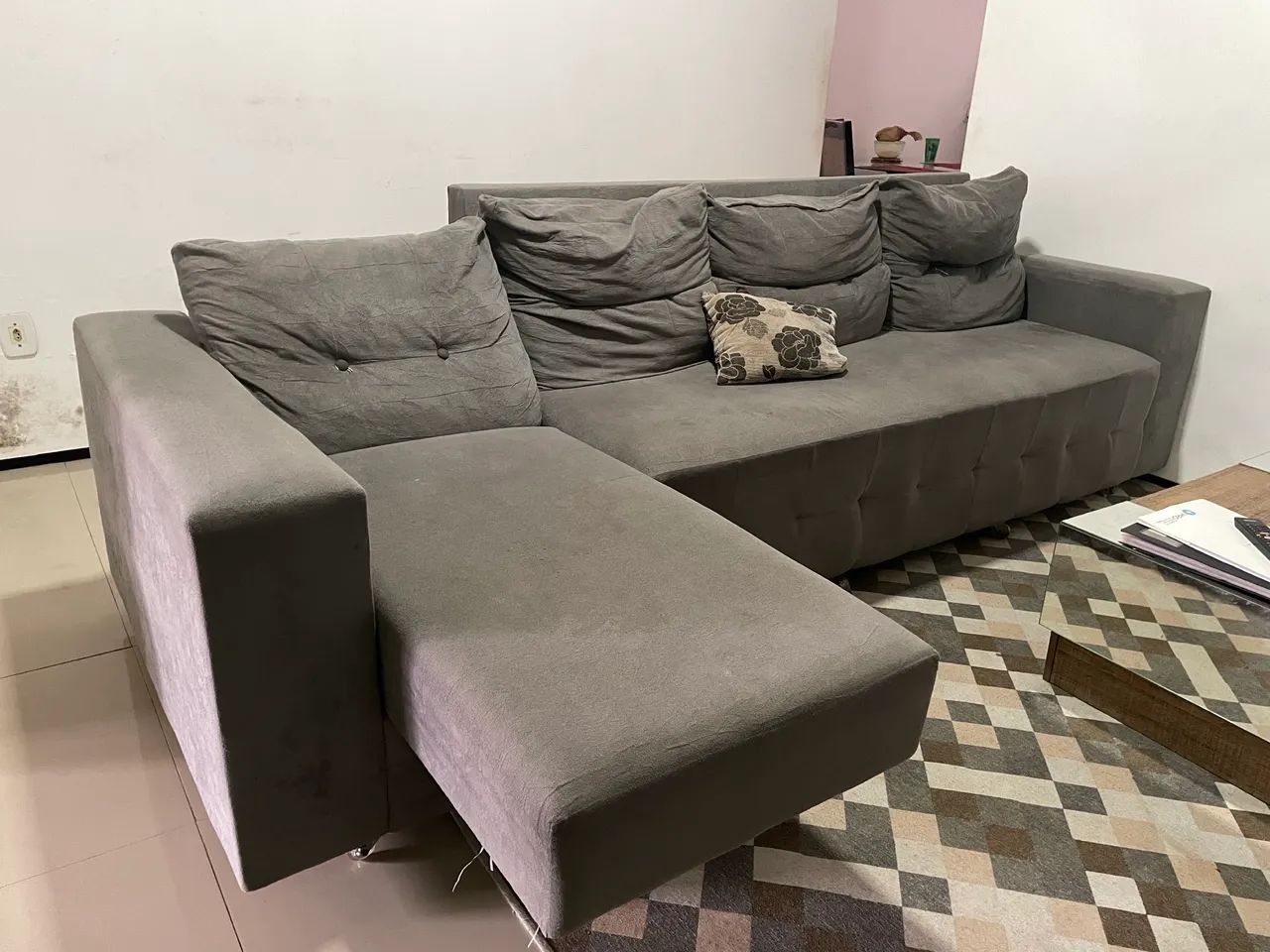 Sofá grande retrátil 