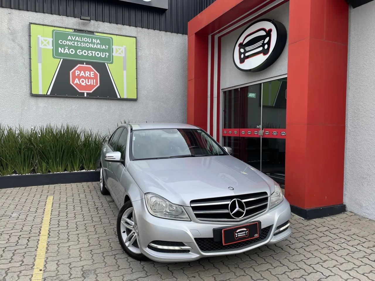 Mercedes-Benz C-180 C-180 CGI Classic 1.8 16V 156cv Aut. 2012