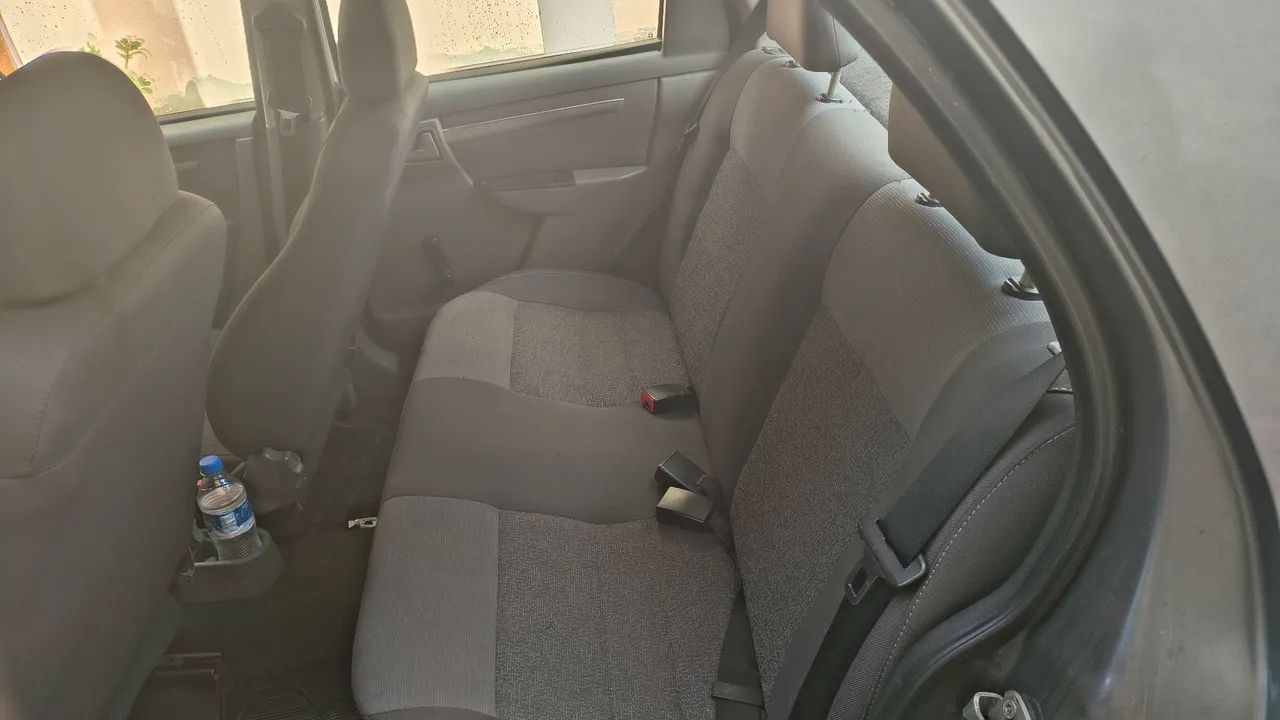 Chevrolet Prisma 2012