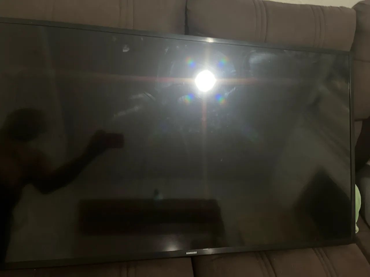 Tela da tv quebrada 49 polegadas 