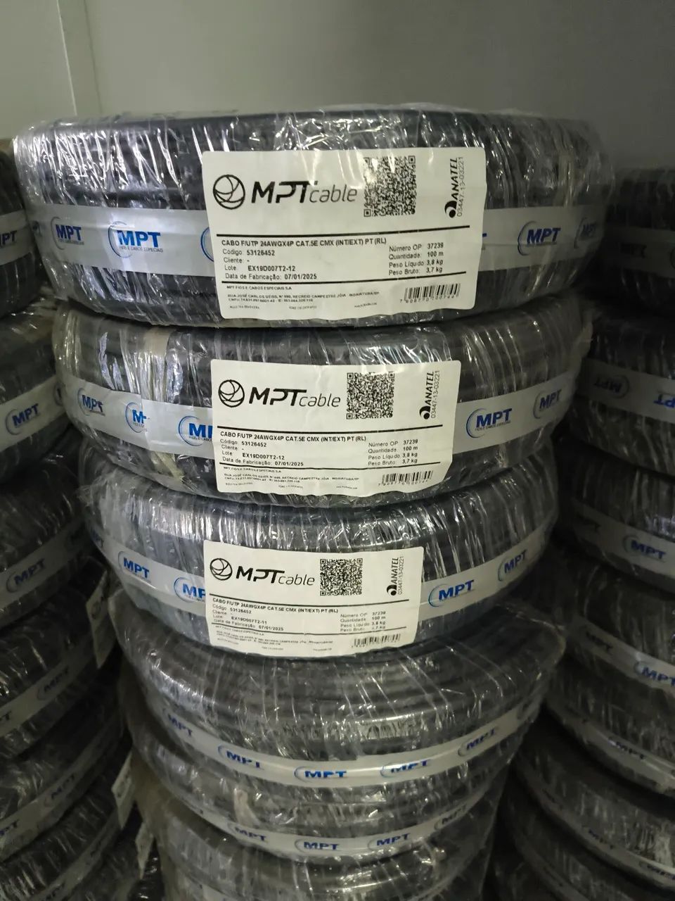 Cabo F/UTP CAT5E blindado preto - interno e externo