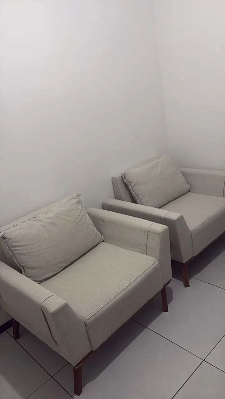 Poltronas em forro de linho 