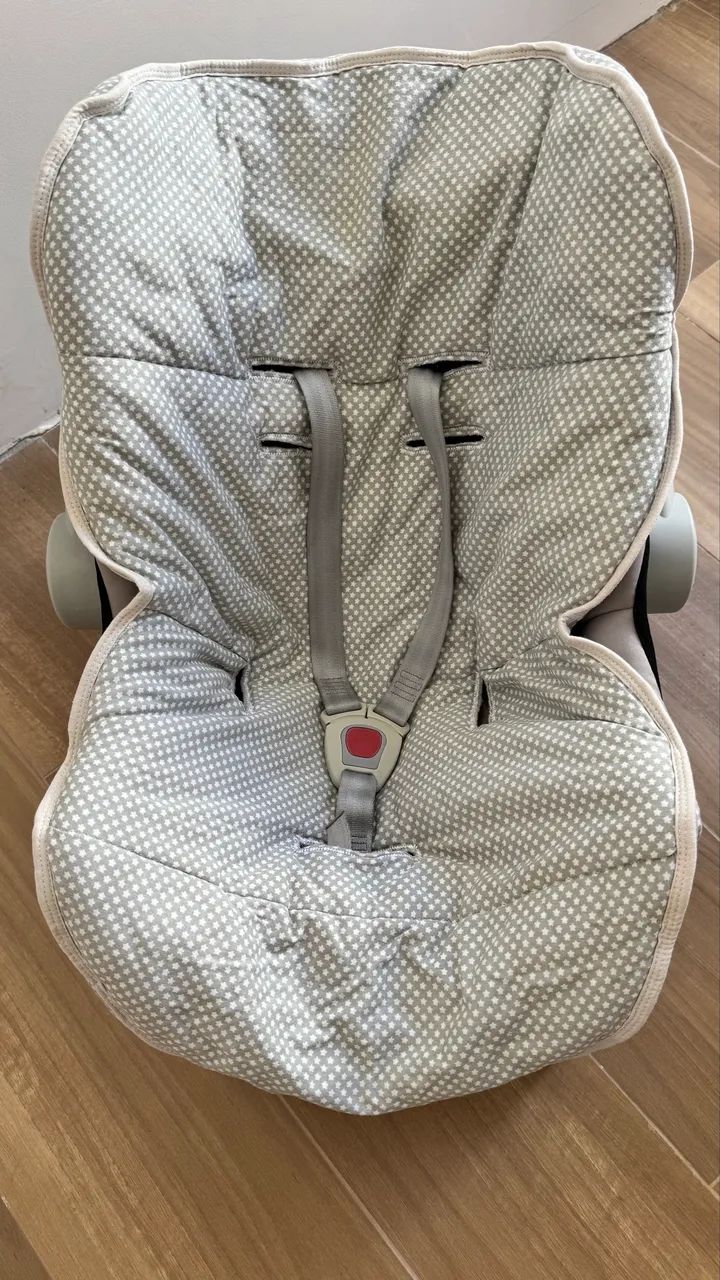 Bebê conforto com base