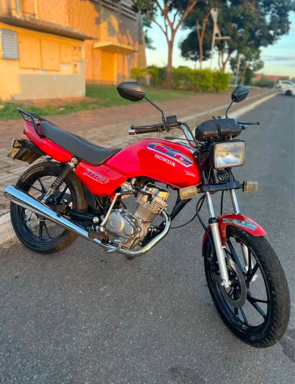 99 Titan - 1996