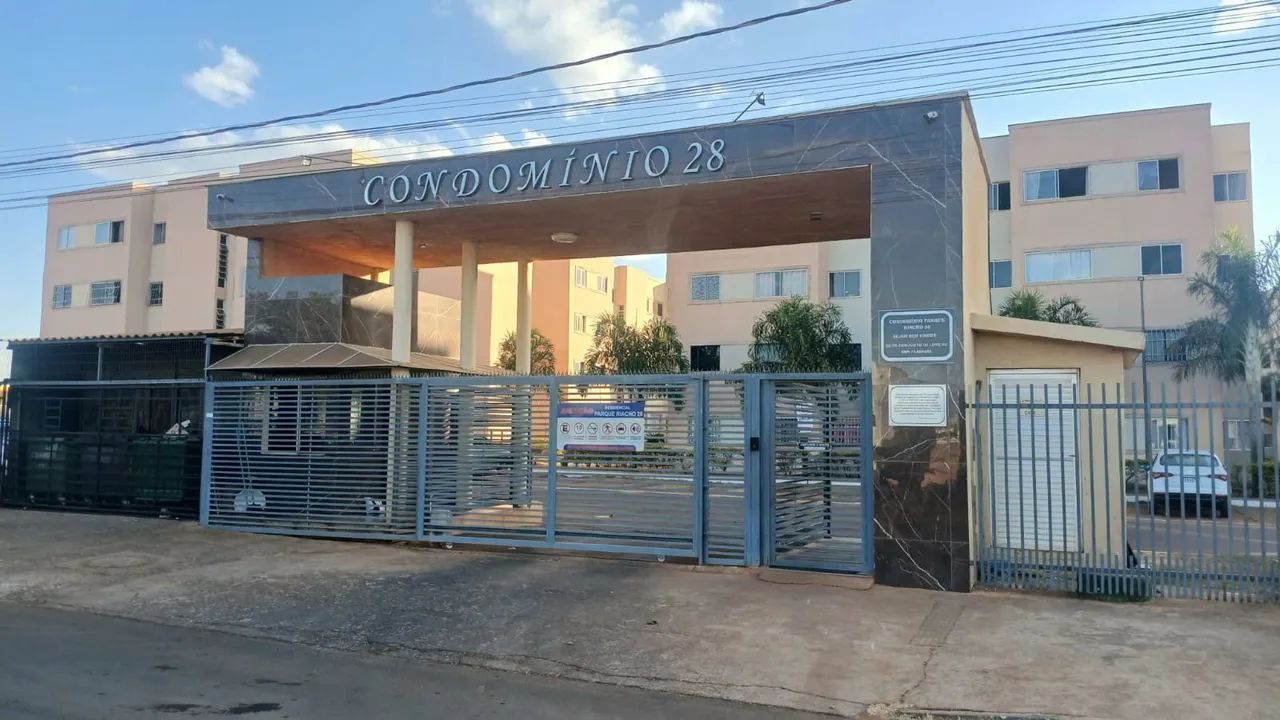 Vendo apartamento Parque do Riacho 28.