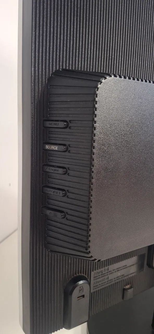 MONITOR LG 15" + CABOS - EM OTIMO ESTADO - Foto 4