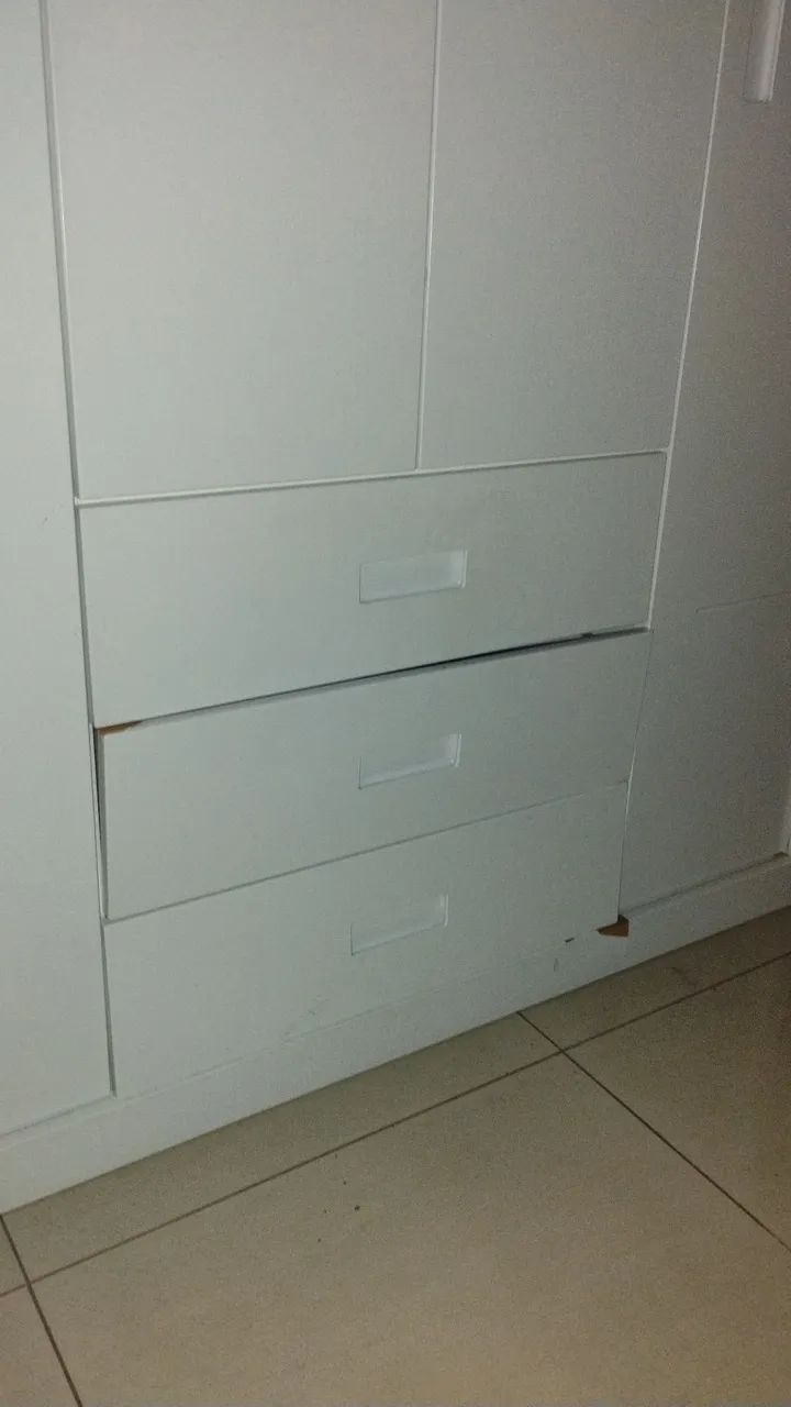 Guarda roupa de solteiro Branco  - Foto 4