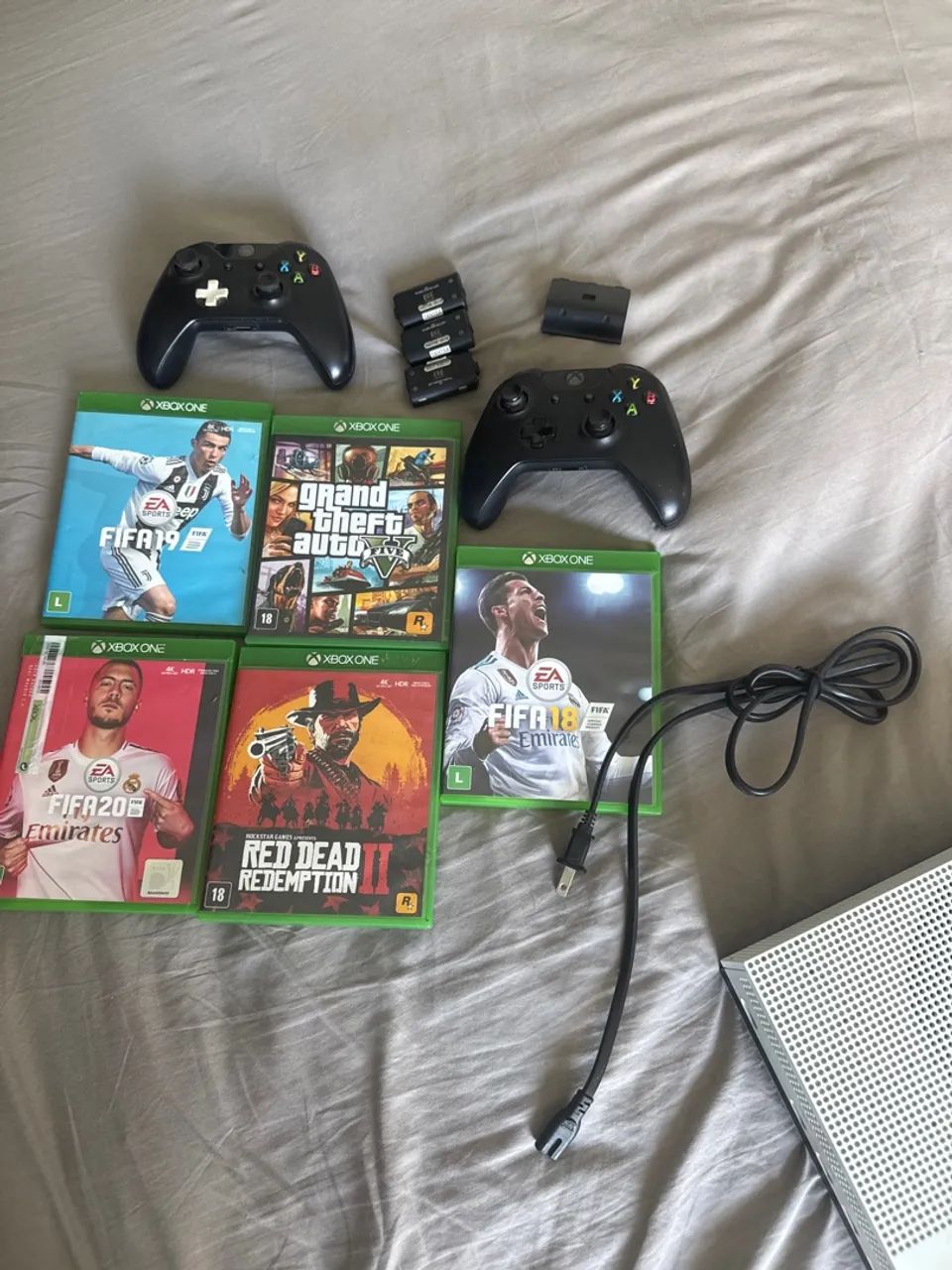 Xbox One S 500 GB - Foto 2