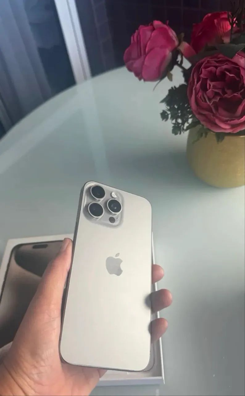 Vendo Iphone 15 pro max 