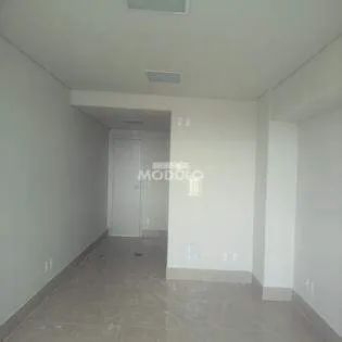 Sala comercial para locação no bairro Brasil.