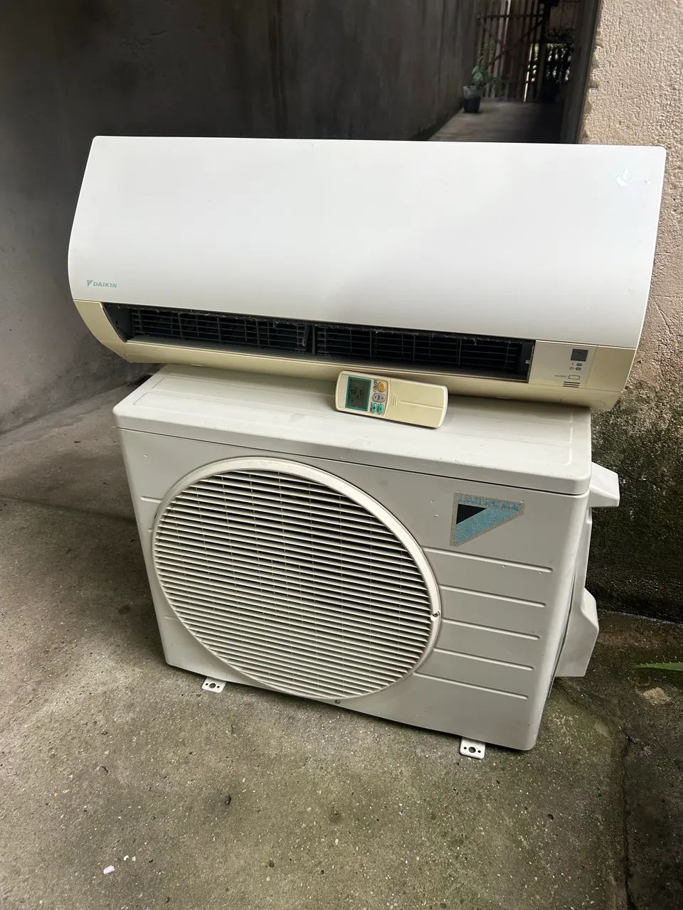 Ar condicionado Daikin 12 mil btus funcionando  - Foto 2