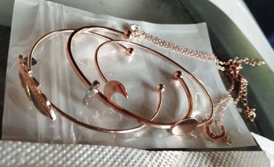 Pulseira com 5 unidades NOVO - Foto 2