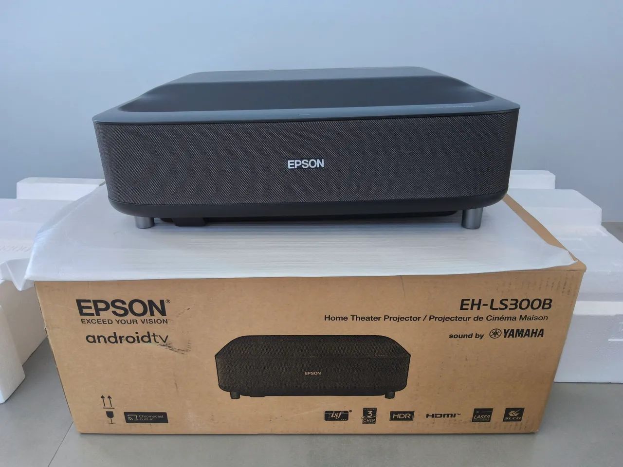 Projetor Epson Epiqvision LS 300 b usado excelente
