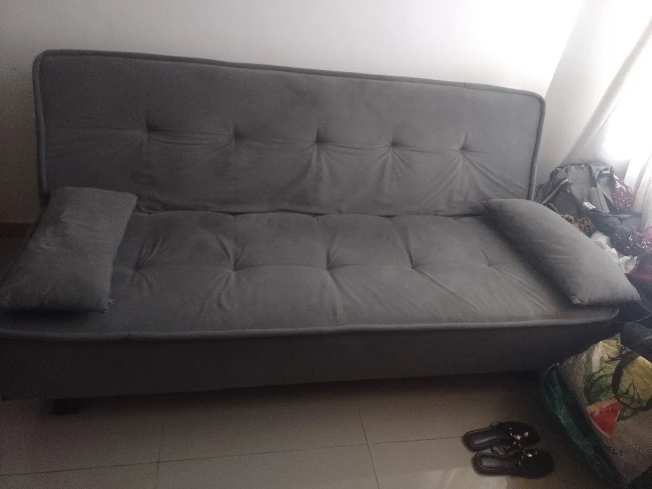 Sofá cama retrátil 