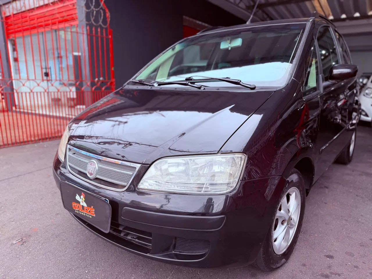 Fiat Idea Attractive 1.4 Fire Flex 8V 5P 2009 - Foto 4