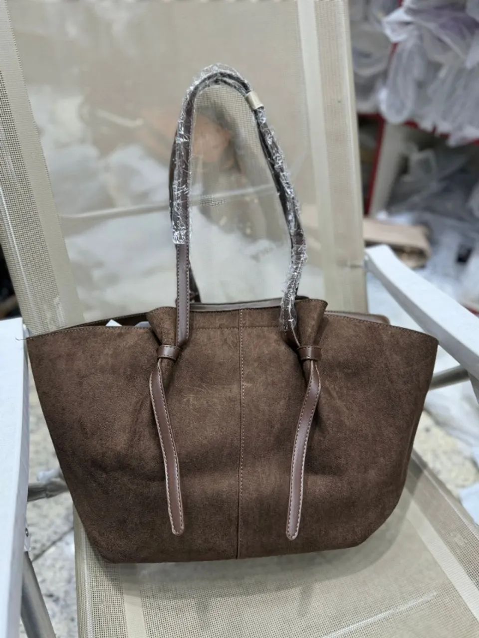 Bolsa Hera Bags (modelo Débora) Em Camurça caramelo C'Alças longas em Couro - Foto 5