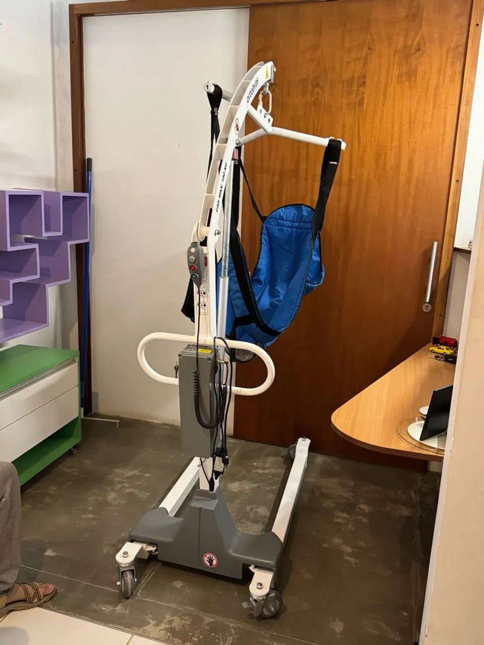 GUINCHO ELÉTRICO ORTOBRAS PARA TRANSFERÊNCIA DE PACIENTES - ATÉ 180  - Foto 4