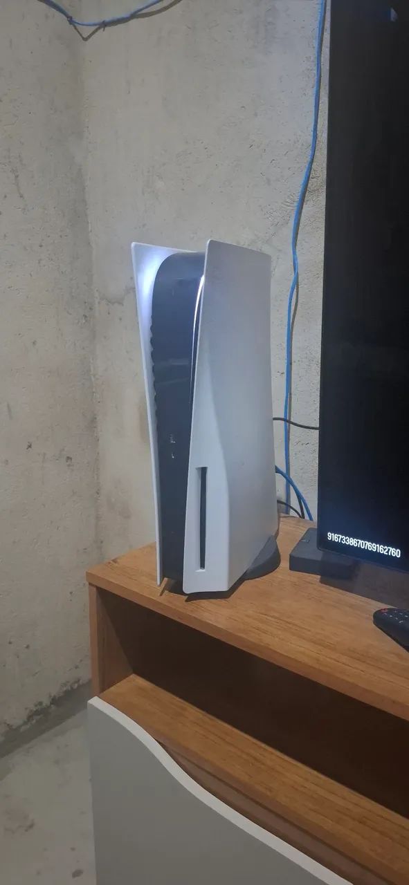 Ps5 fat 3000 com 2 controles - Foto 2