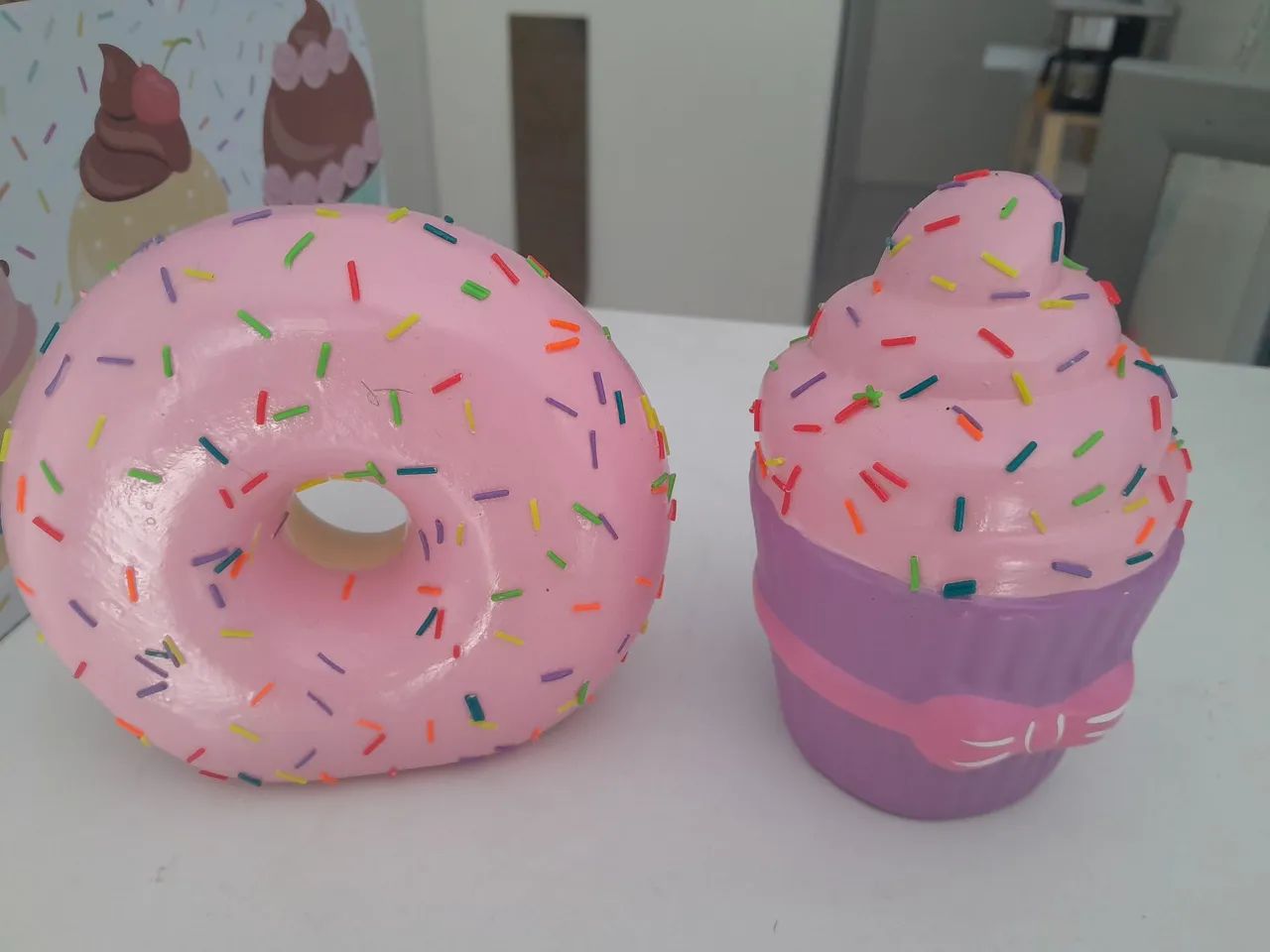 Enfeite e cofre tema de doces - Foto 4