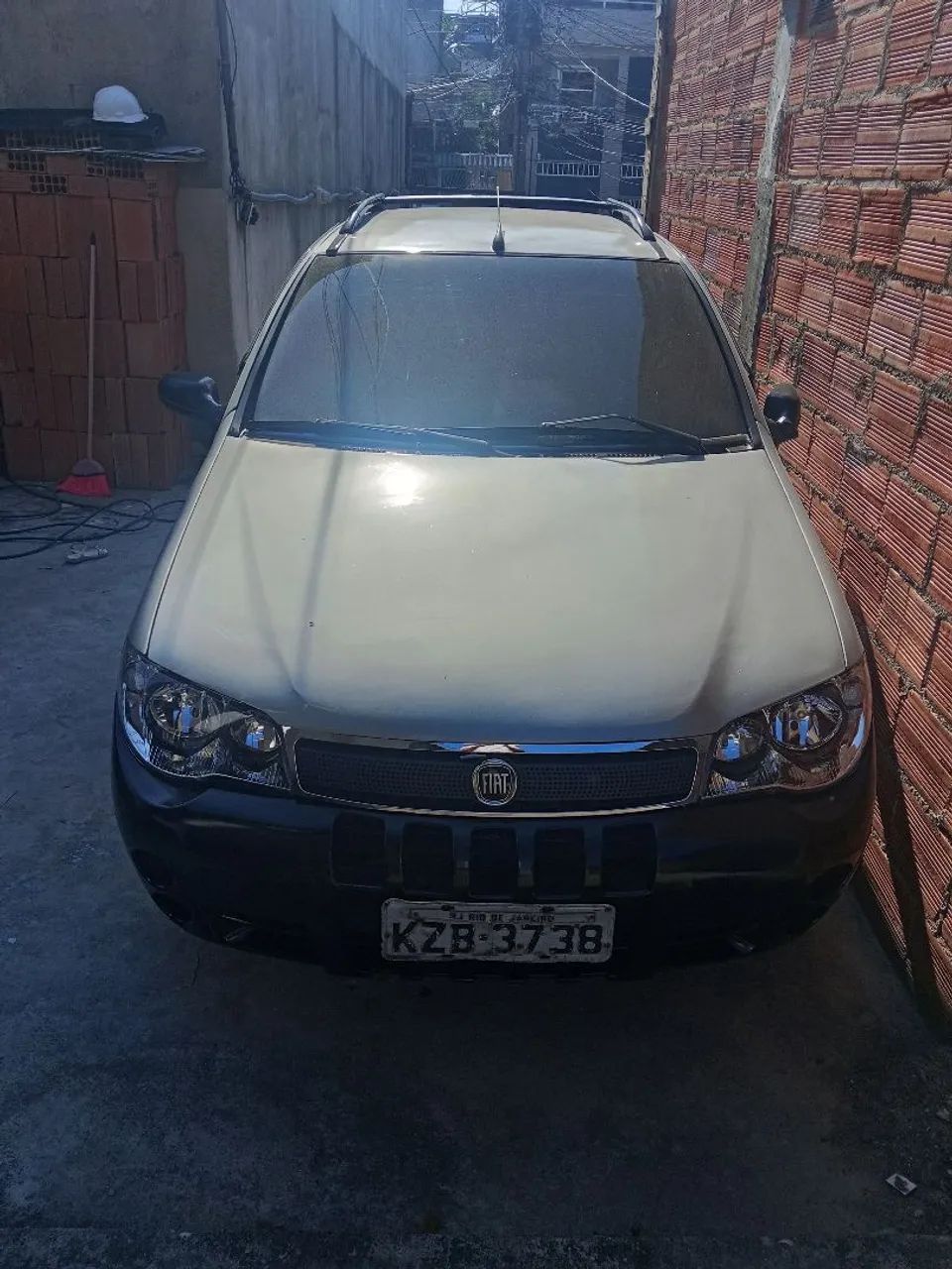 Fiat Strada 1.4 MPI Fire Flex 8V CE 2010 - Foto 2