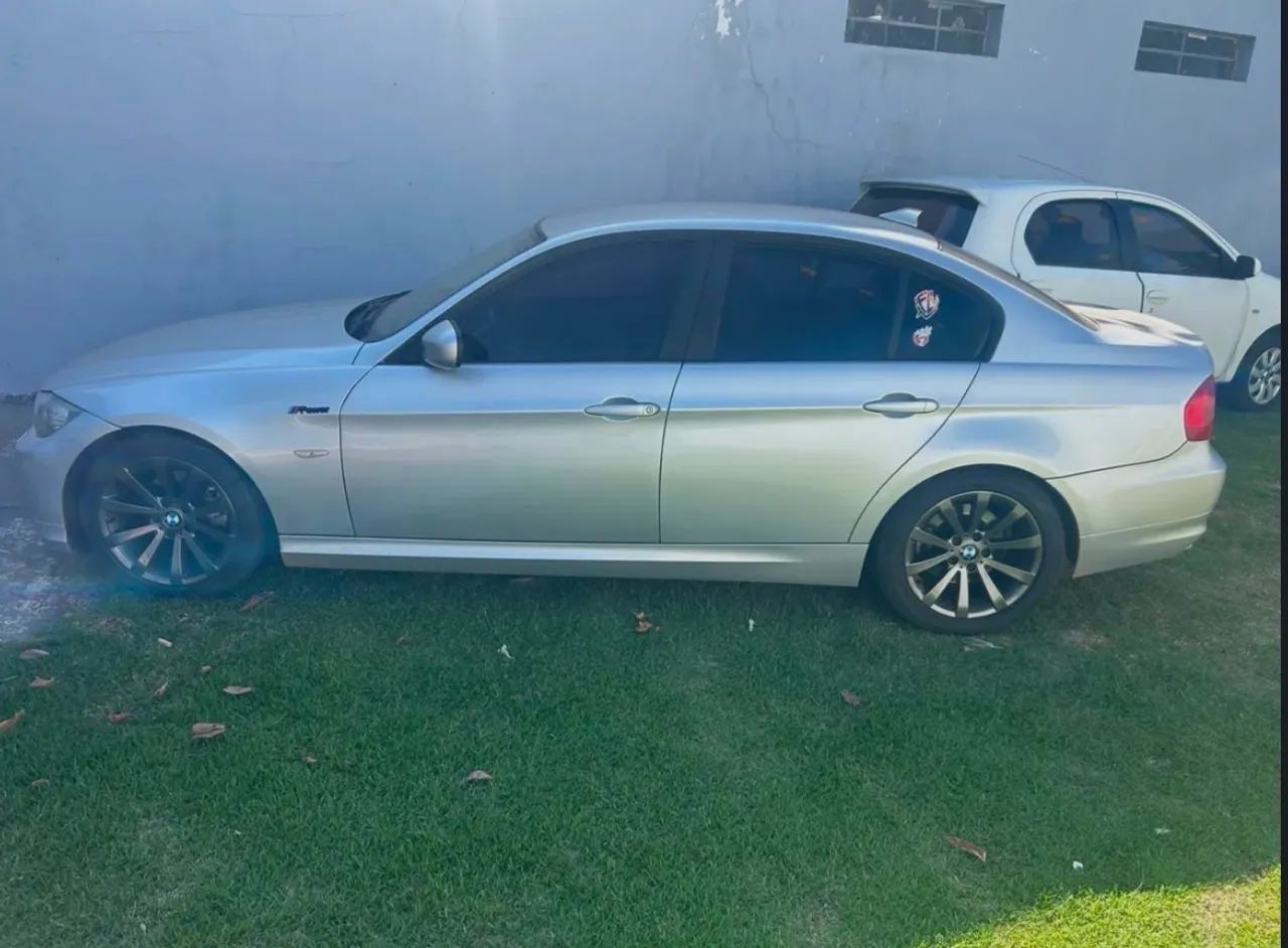 BMW 320I A 2011 - Foto 2