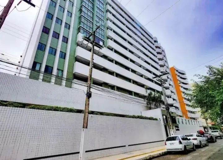 Apartamento para locação no EDF MONTE BERRINE, PONTA VERDE, Maceió, AL