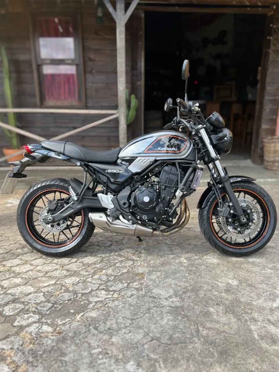 Kawasaki 650 2021 - 1504135236 | OLX