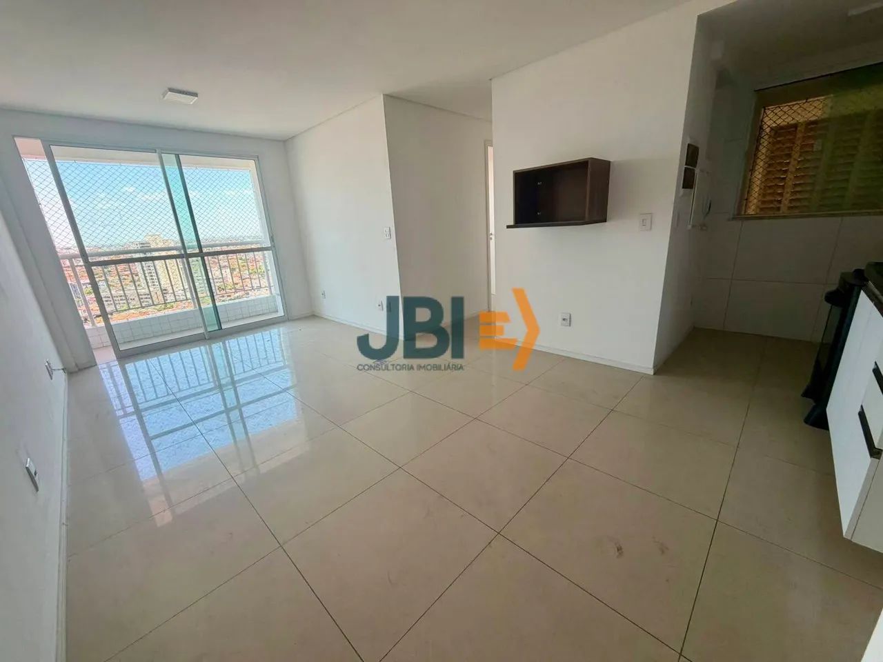 Vende-se imóvel nascente com 2 quartos, varanda e vaga - Alvaro Weyne - Foto 5