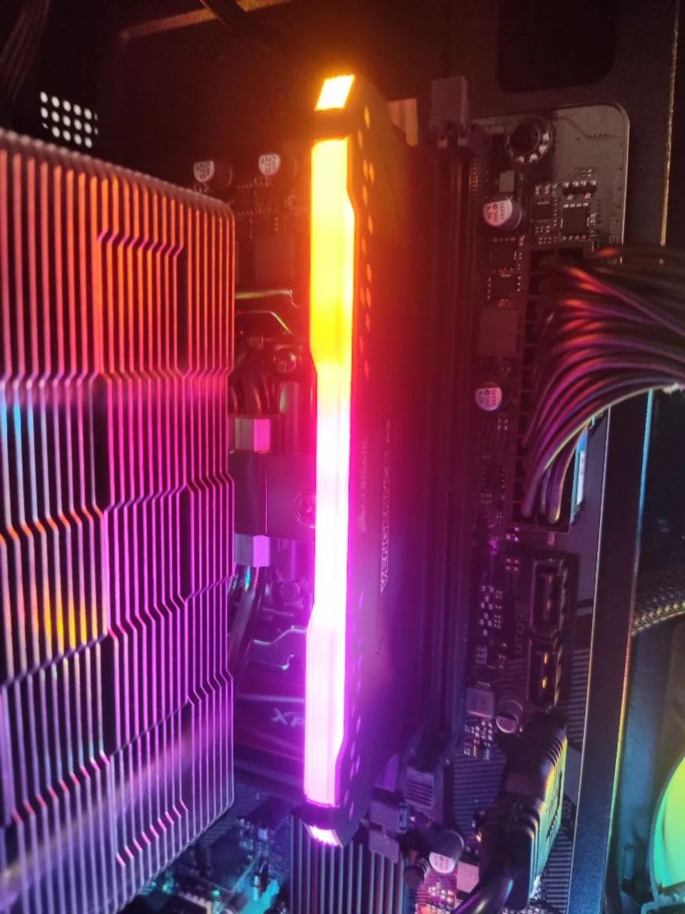 Memoria RAM Corsair Vengeance RGB PRO 8GB DDR4 3200MHz CL16 - Foto 3