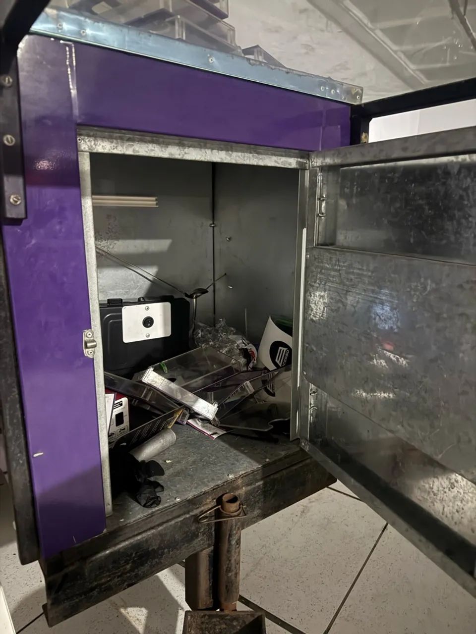 VENDO CARRINHO GOURMET AÇAÍ  - Foto 4