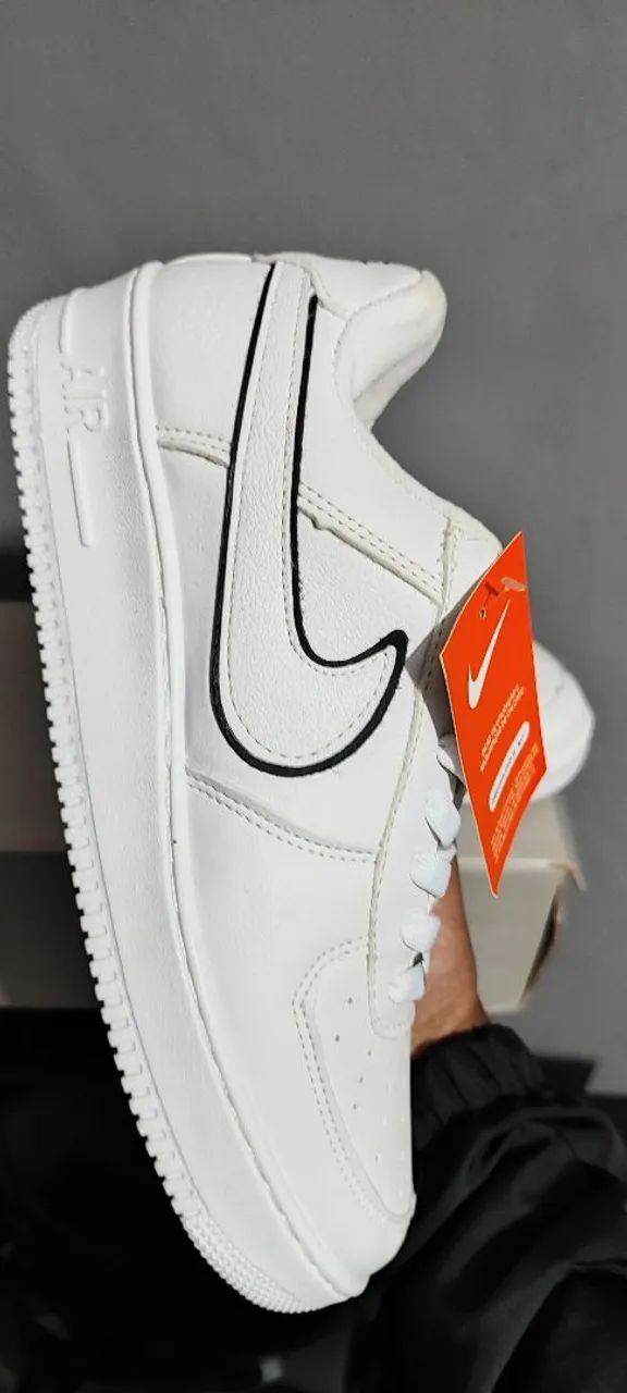 Tênis Nike Air Force 1 tamanho 41 - Foto 2