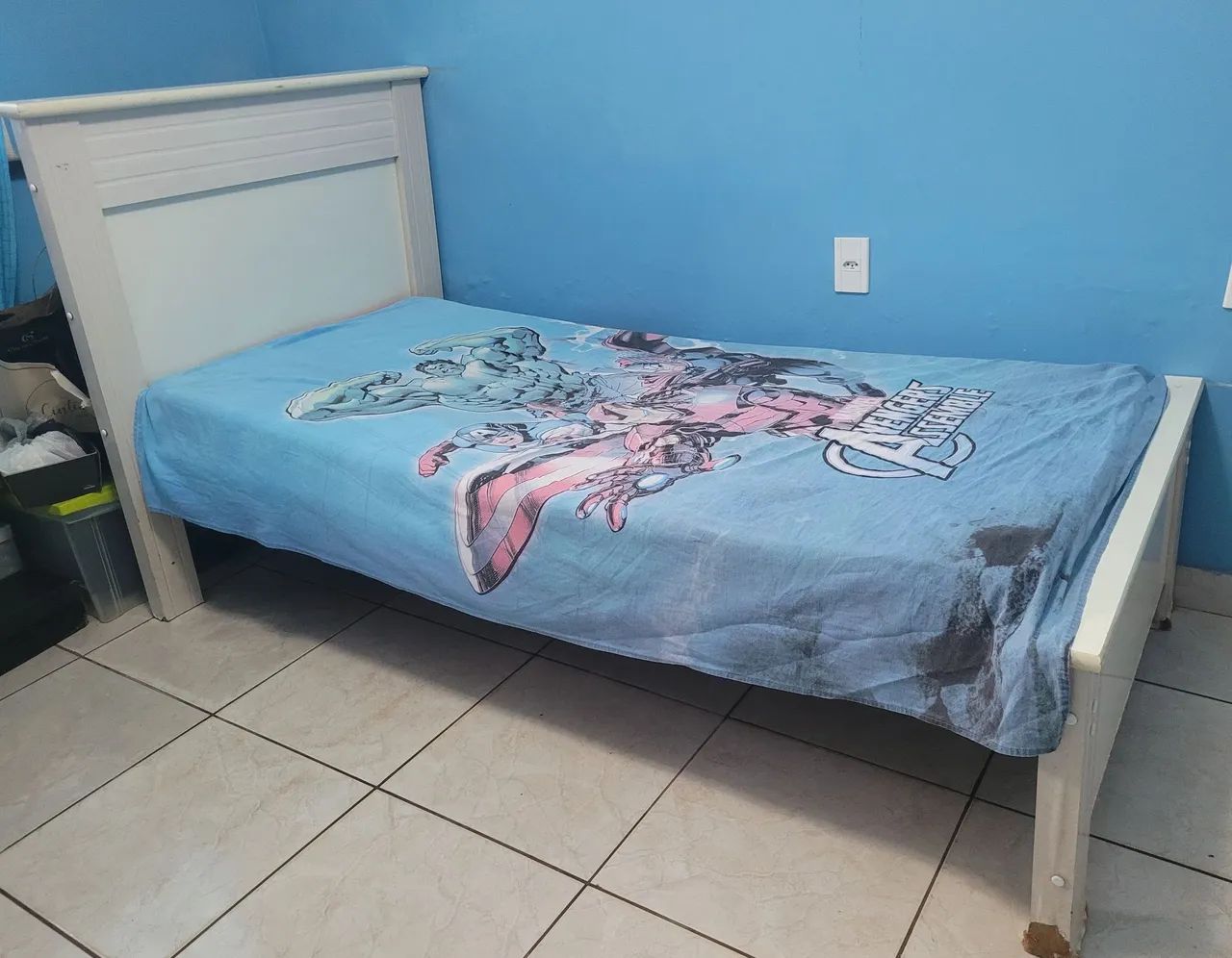Guarda roupa e cama com colchão  - Foto 4