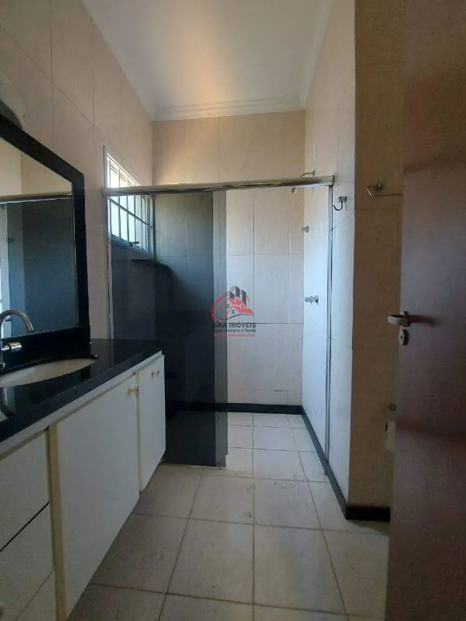 Casa no Condomínio Budeus com 3 Suítes - Área Gourmet e Garagem - Foto 6