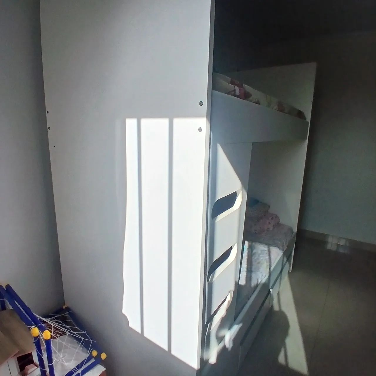 Cama Beliche em MDF Pesada com 2 Gavetas (Usada)  - Foto 2