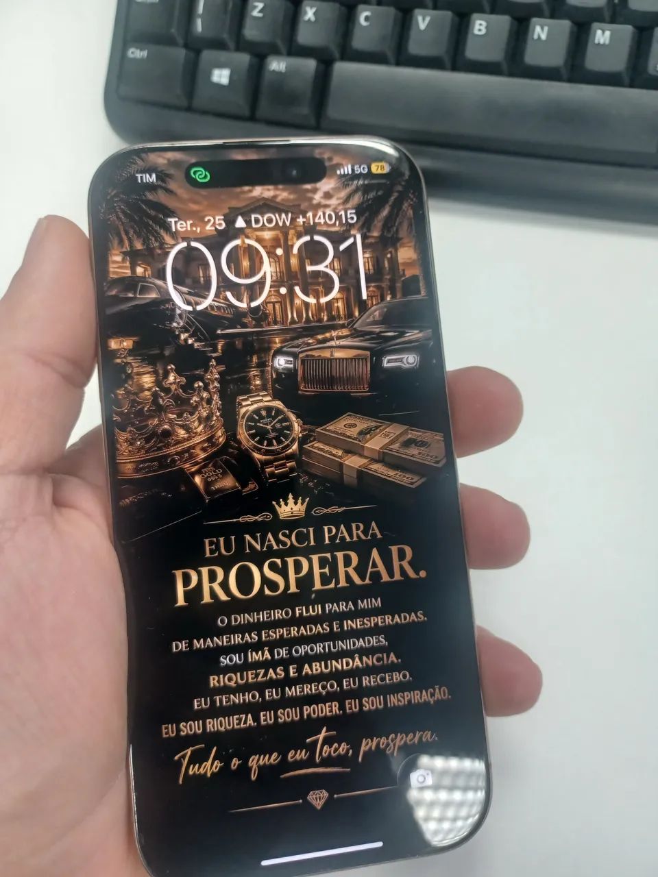 iPhone 16 Pro 256GB Desert Titanium - Foto 2
