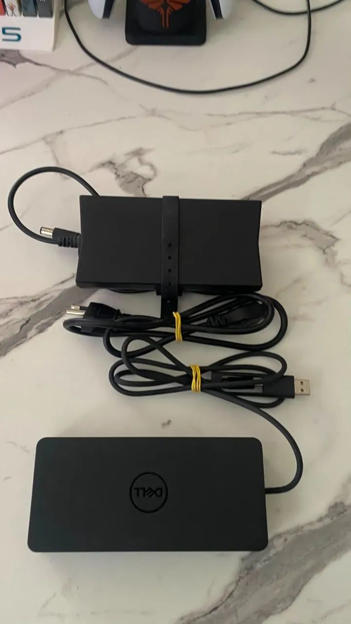 Dell Dock universal - D6000, equipado com opções PowerShare USB-C/USB-A