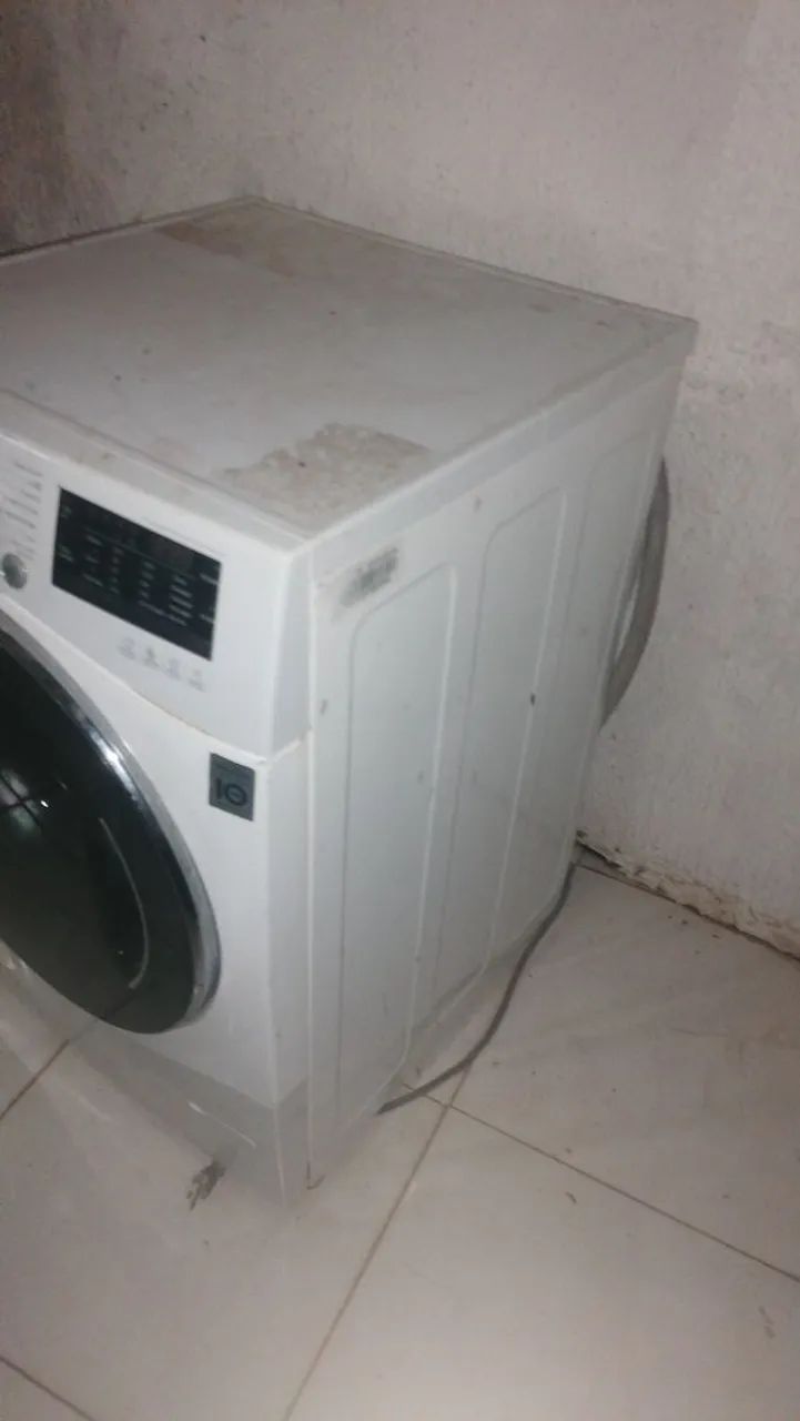Lavadora LG lava é seca  10 kg  - Foto 3