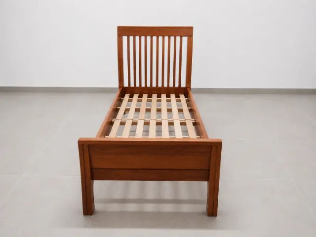 Cama de madeira maciça - Foto 2