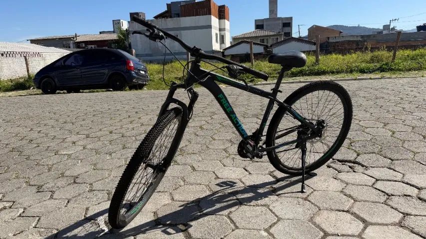 Bicicleta Free Action, aro 29, com marcha
