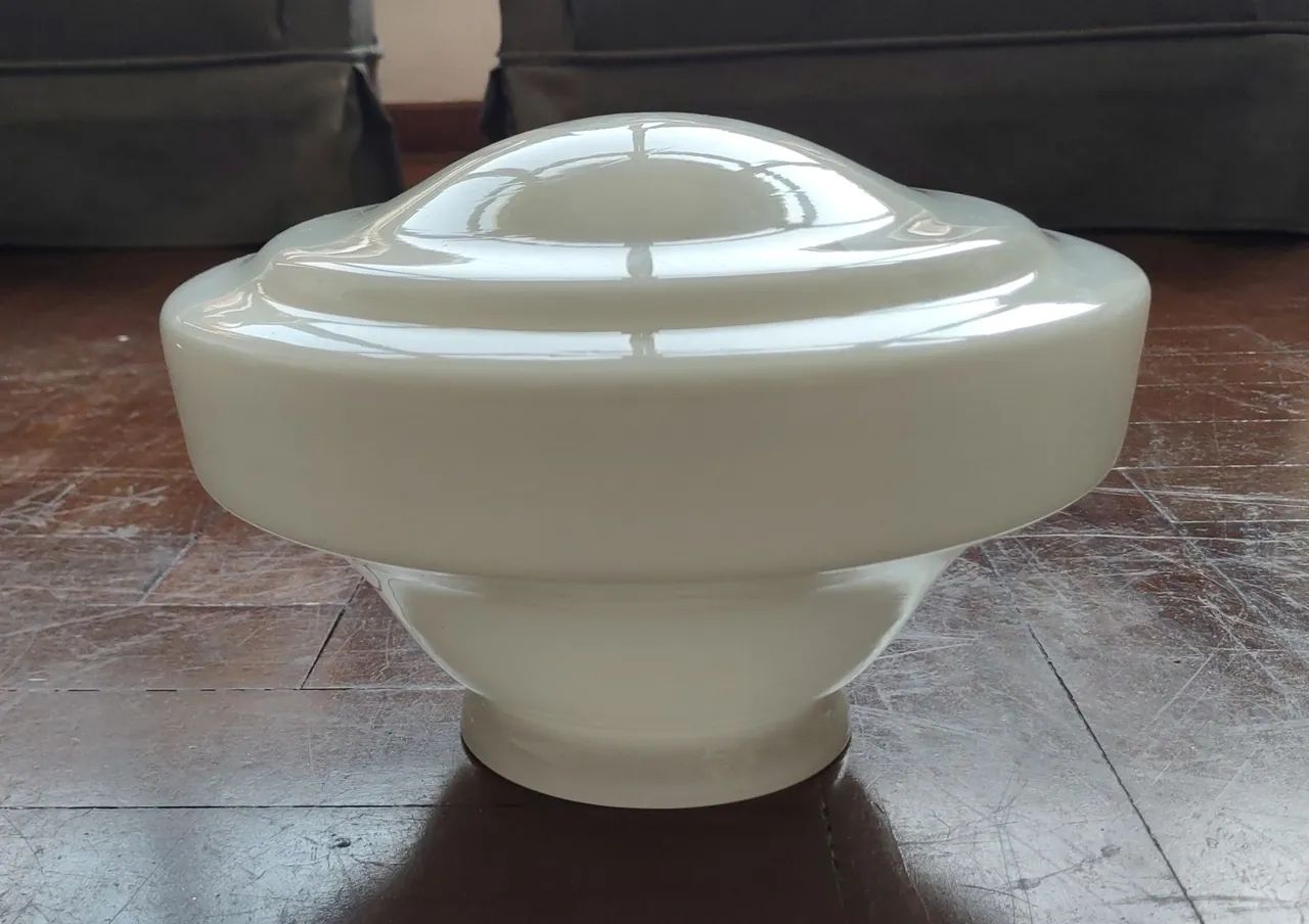  Cúpula vintage em vidro opalinado
