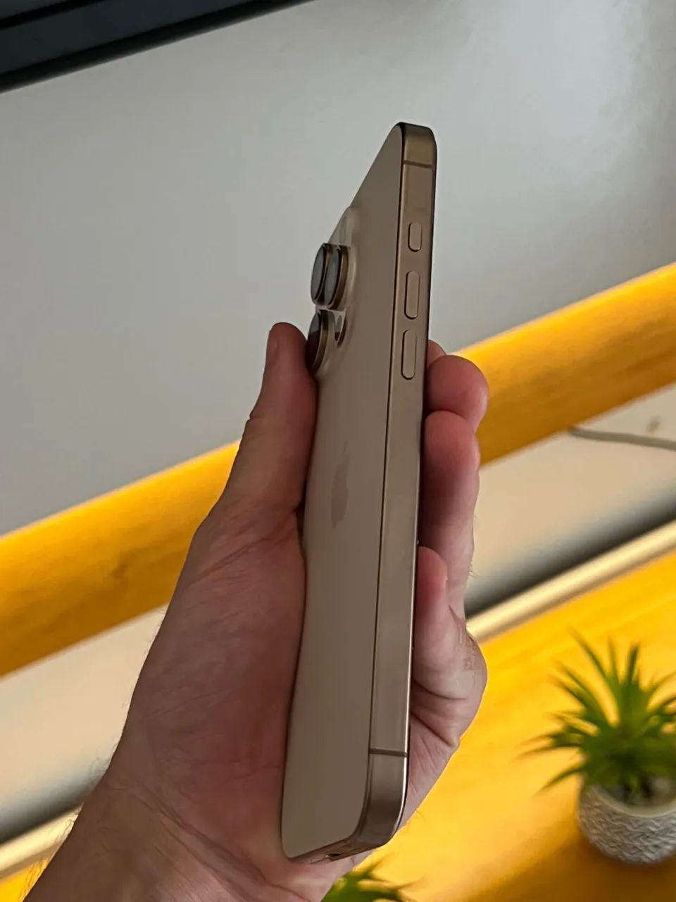 IPHONE 16 PRO MAX - Foto 4
