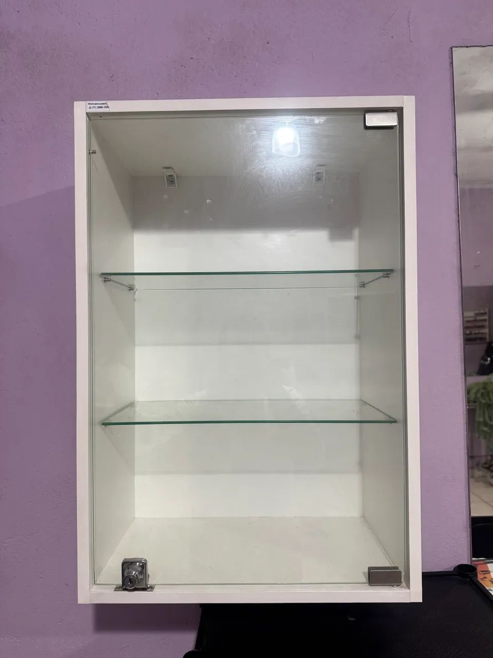 Vitrine prateleira porta de vidro 