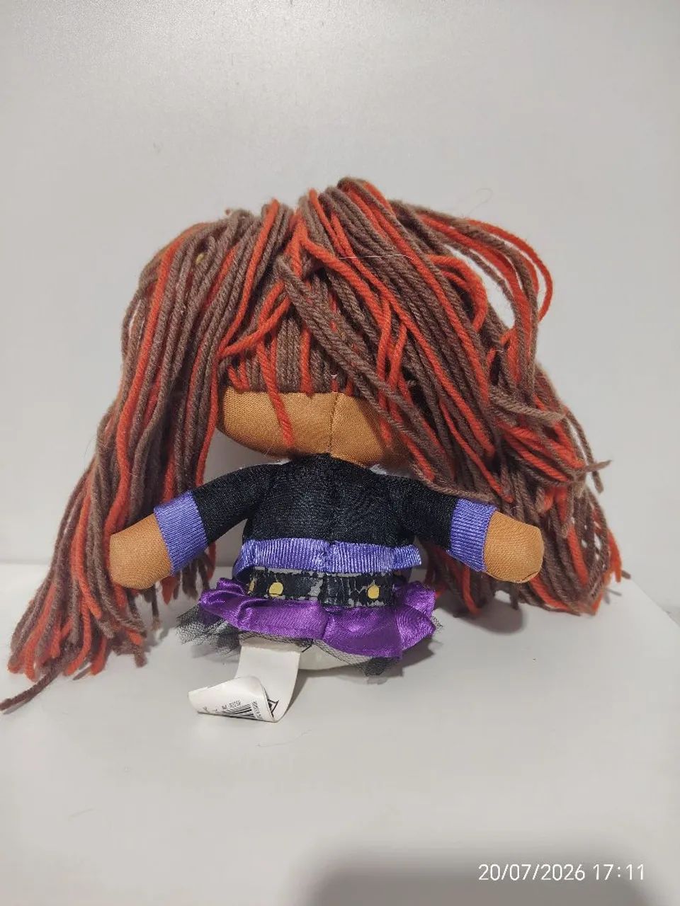 Boneca Pelúcia Monster High Clawdeen Wolf.  - Foto 2