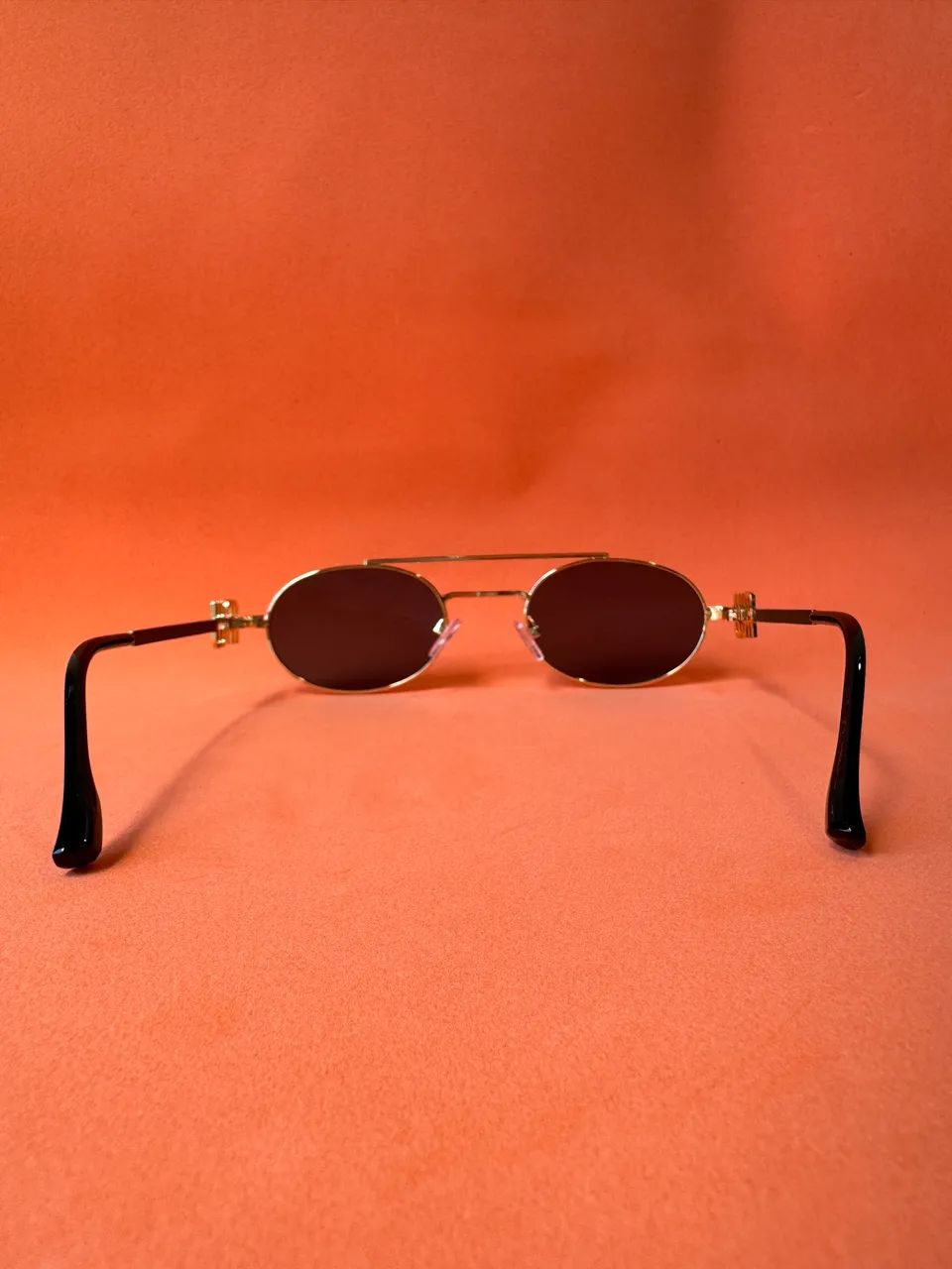 Óculos de sol oval miu miu novo - Foto 2